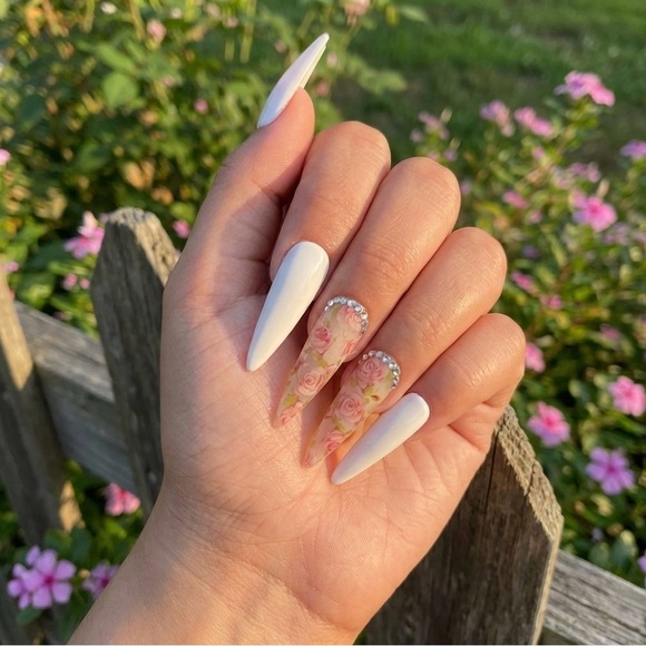 “Pink Roses” Press on nails (HANDMADE) - Picture 13 of 15